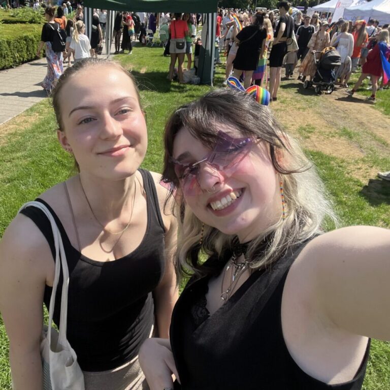 Mig og min veninde til pride 2023!